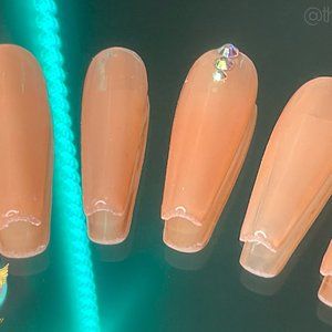 Sheer Nude & Stone Accent | The Nail Plug MI Press On Nail Set | @thenailplugmi